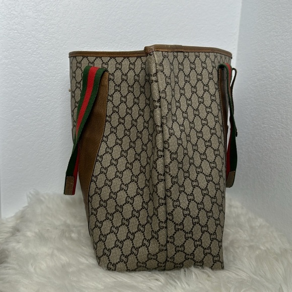 💯 Authentic Gucci Plus Vintage Monogram Tote with Cherryline 🍀 - Picture 14 of 15